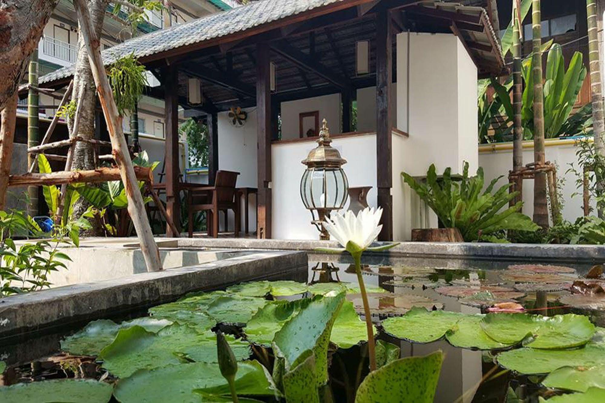 The Home Chiangmai Luxury Guesthouse Chiang Mai Extérieur photo
